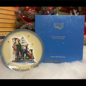 •Vintage•Schmid Christmas Plate 1981•Berta Hummel•